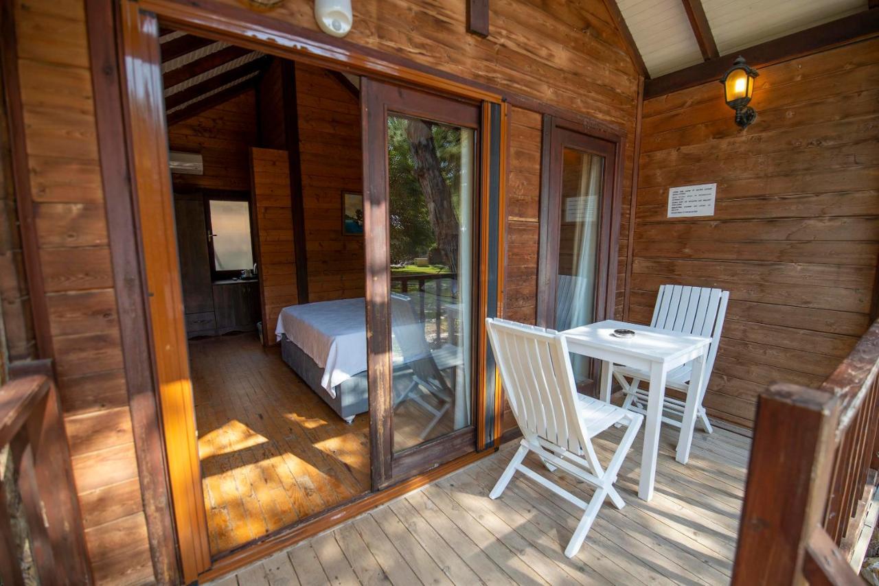 Sea Valley Lodge Фаралия Екстериор снимка