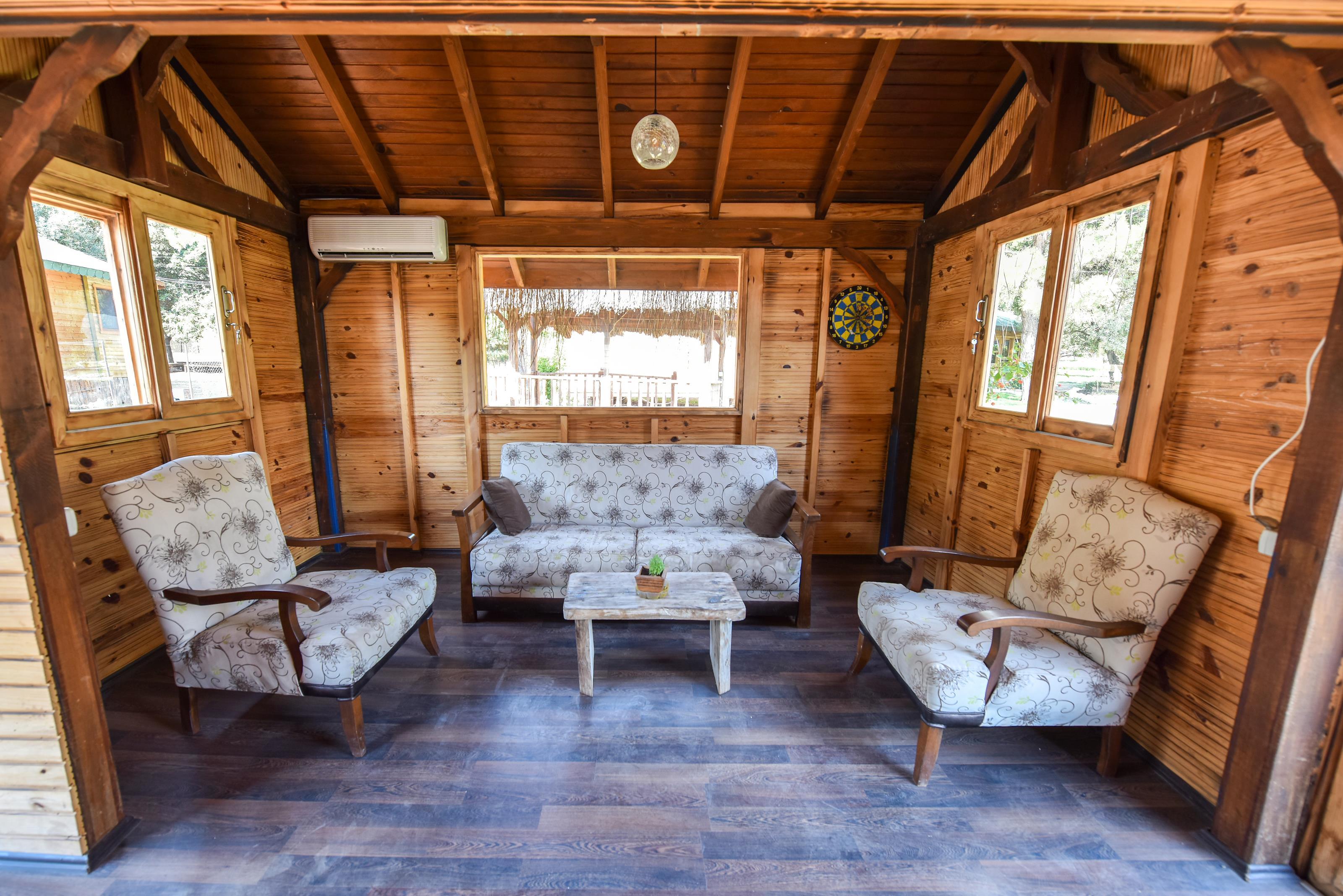 Sea Valley Lodge Фаралия Екстериор снимка