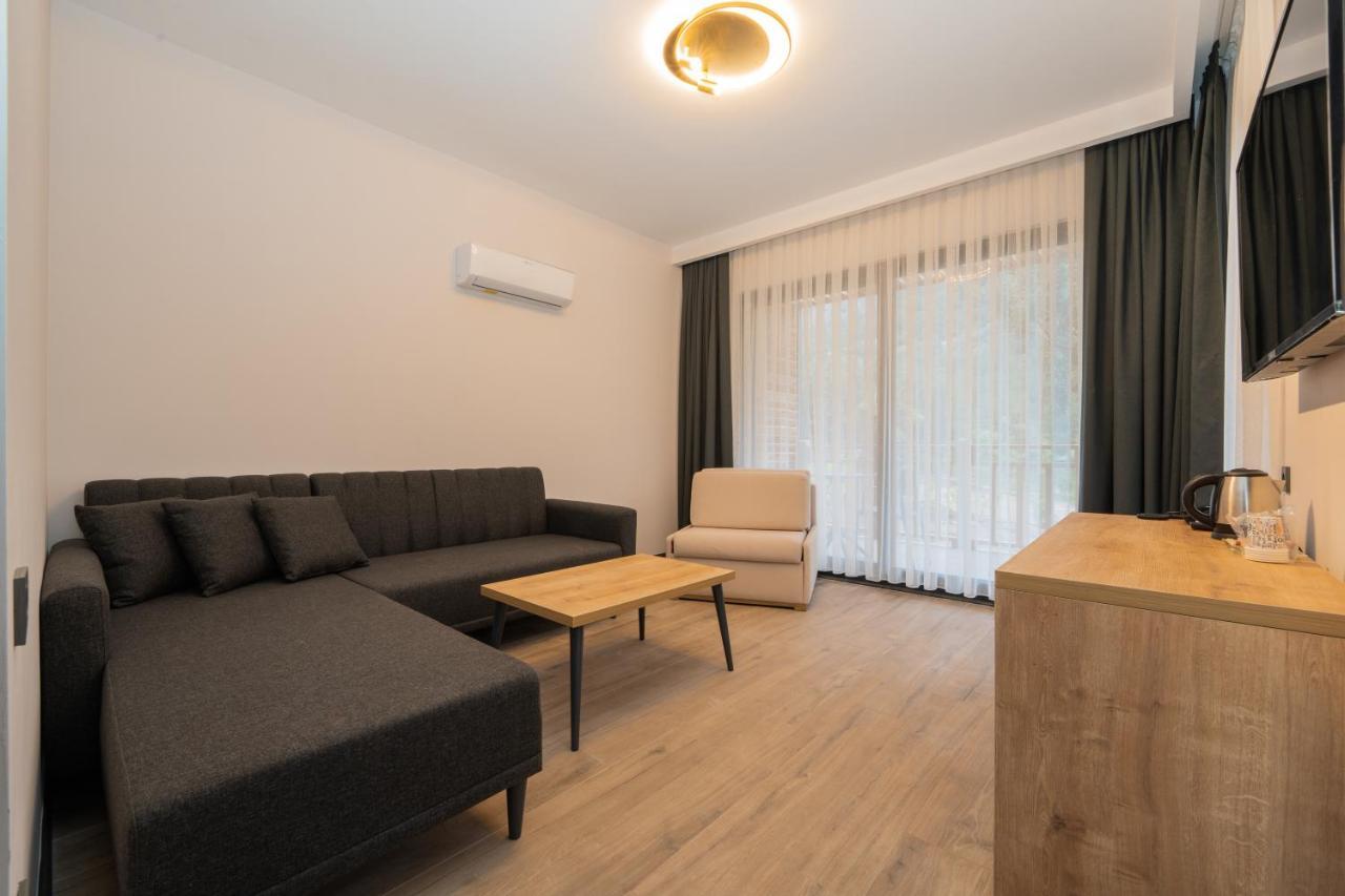Sea Valley Lodge Фаралия Екстериор снимка