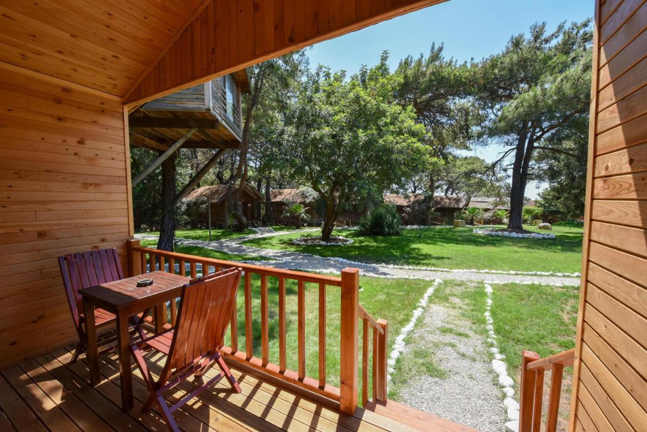 Sea Valley Lodge Фаралия Екстериор снимка